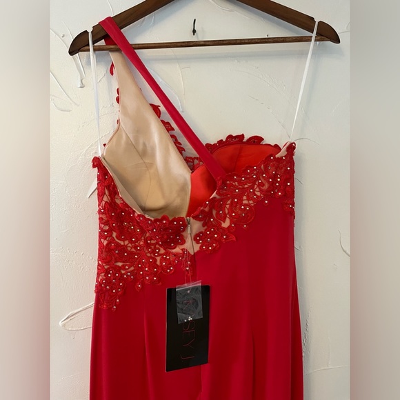NWT Kasey J Red Mermaid Dress by Jasmine Size 8 - Picture 8 of 14
